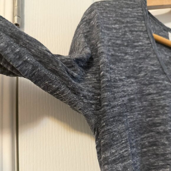 XS Aritzia Wilfred Free Short sleeve - Picture 3 of 9